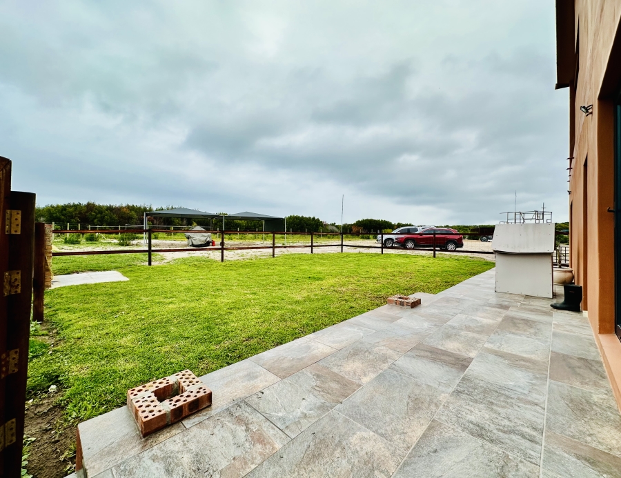 3 Bedroom Property for Sale in Franskraal Western Cape